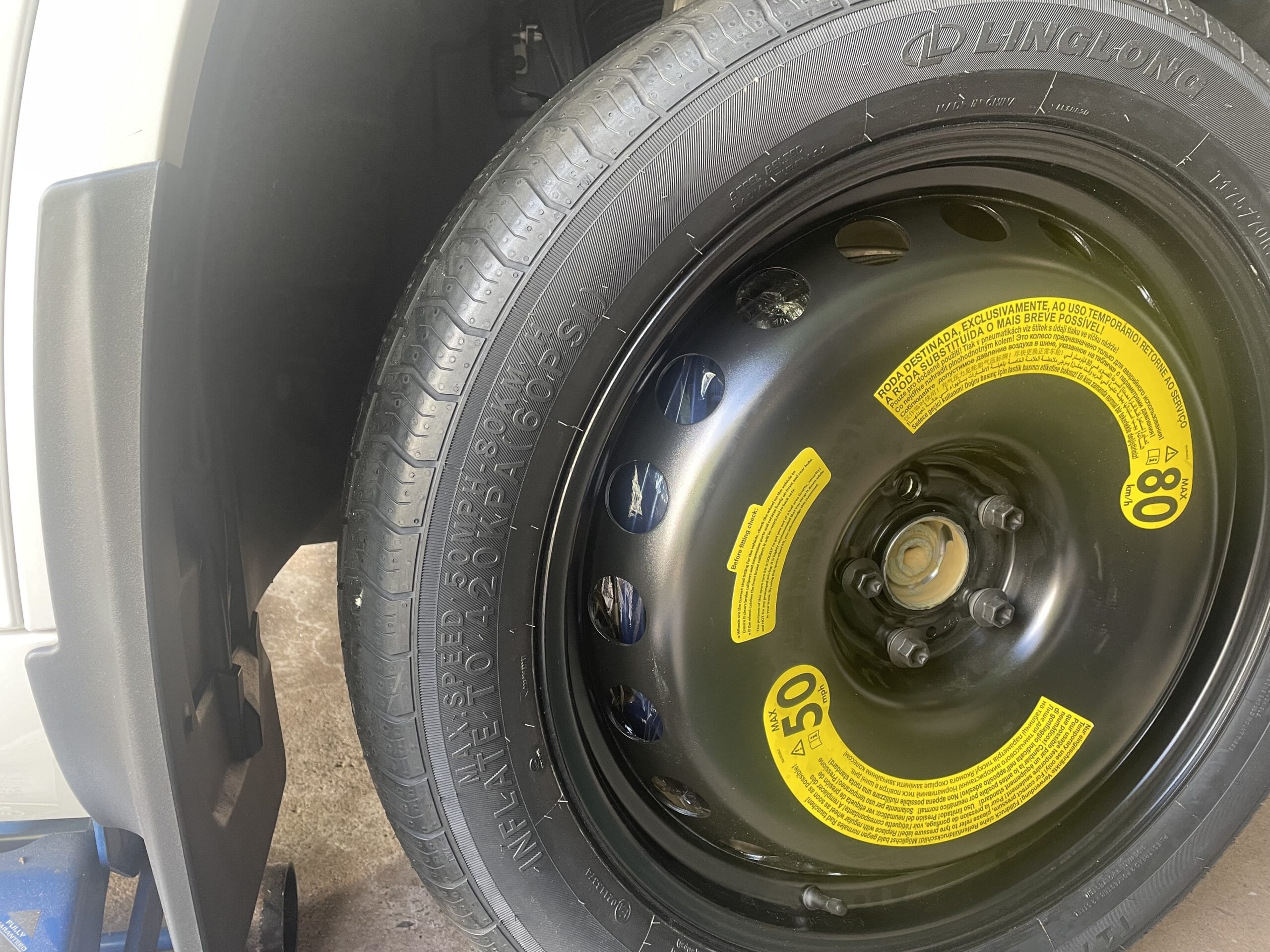 Bmw X5 Spare Tire Wallpaper 8k
